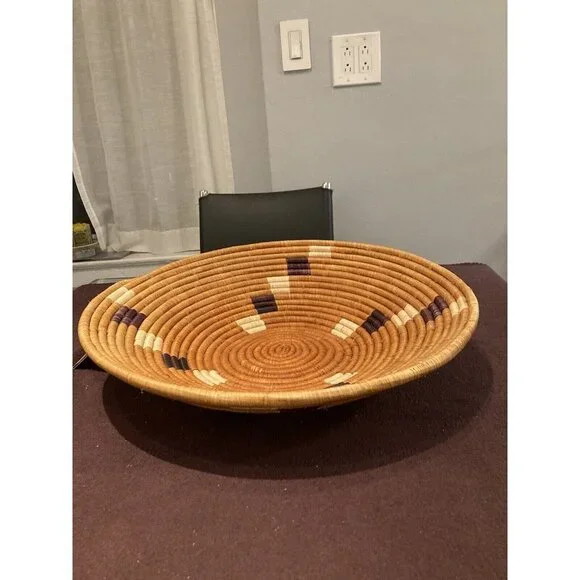 Hand-woven African Baskets - Picture 8 of 8